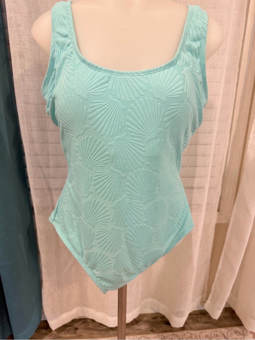 Decree Aqua Shell-Embossed Scoop One-Piece